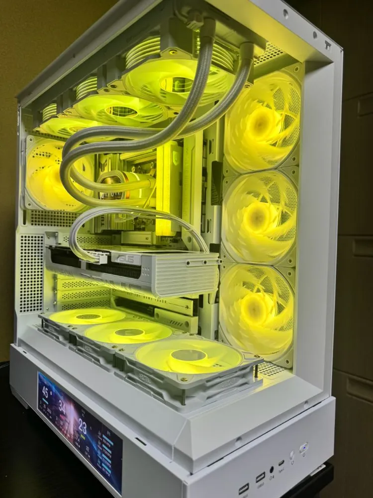 컴퓨터 (9800X3d + 9070XT) 부울경 983d13 이미지