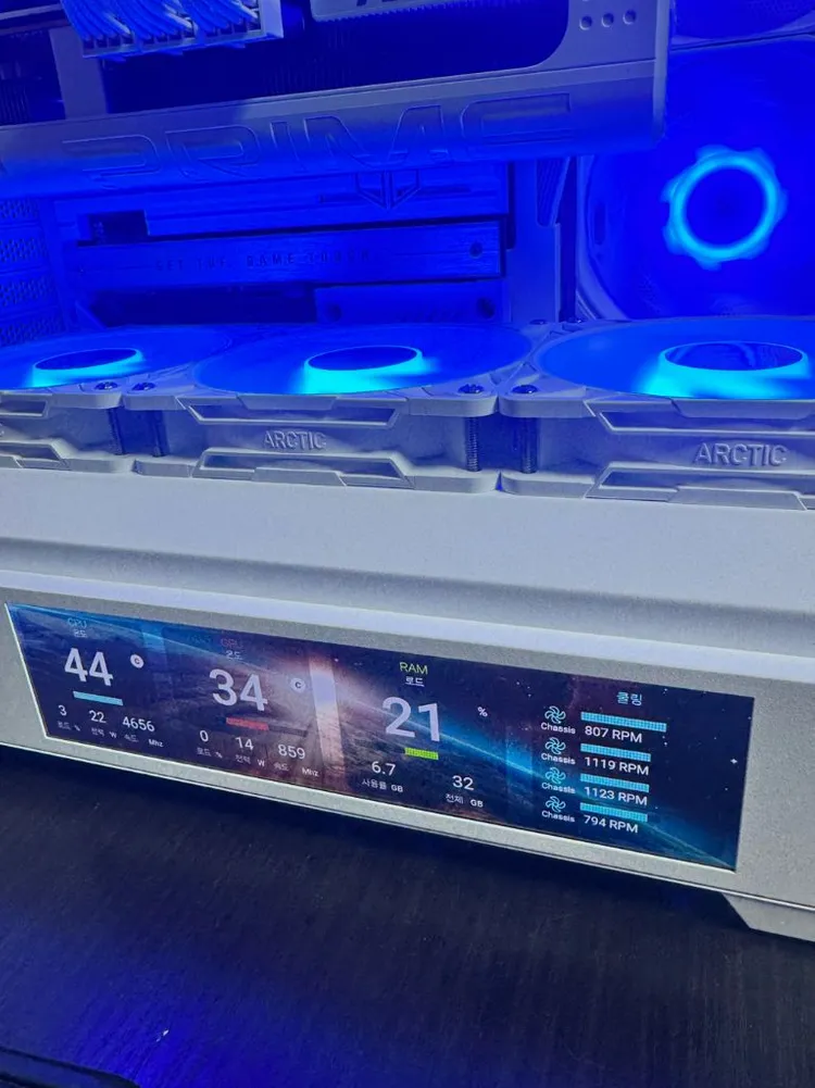 컴퓨터 (9800X3d + 9070XT) 부울경 983d13 이미지