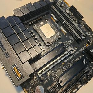 i7 12700f+ asus TUF GAMING B760M-PLUS wifi 메인보드 이미지