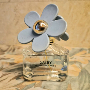 마크제이콥스 데이지 리미티드 에디션 EDT 50ml 향수 이미지