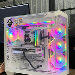 판매율 1위! RTX5060 8GB 사양 인기 게이밍 컴퓨터 조립식 데스크탑 이미지