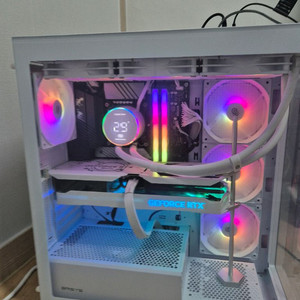 PC 고급사양 ssd2테라(4070ti/s)DDR5 32g팝니다 이미지
