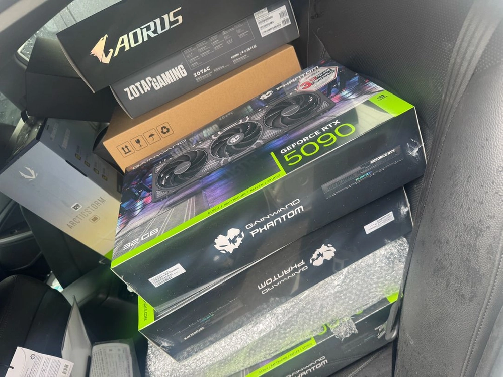 RTX5090 구매합니다 - 안심되는 중고거래