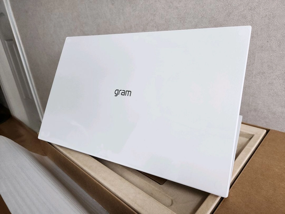 LG 그램 신동급 25년형 AI 울트라5(S2) 코어 애로우레이크 셋트풀 이미지