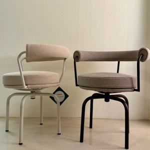 cassina lc7 새제품 팔아요. 이미지