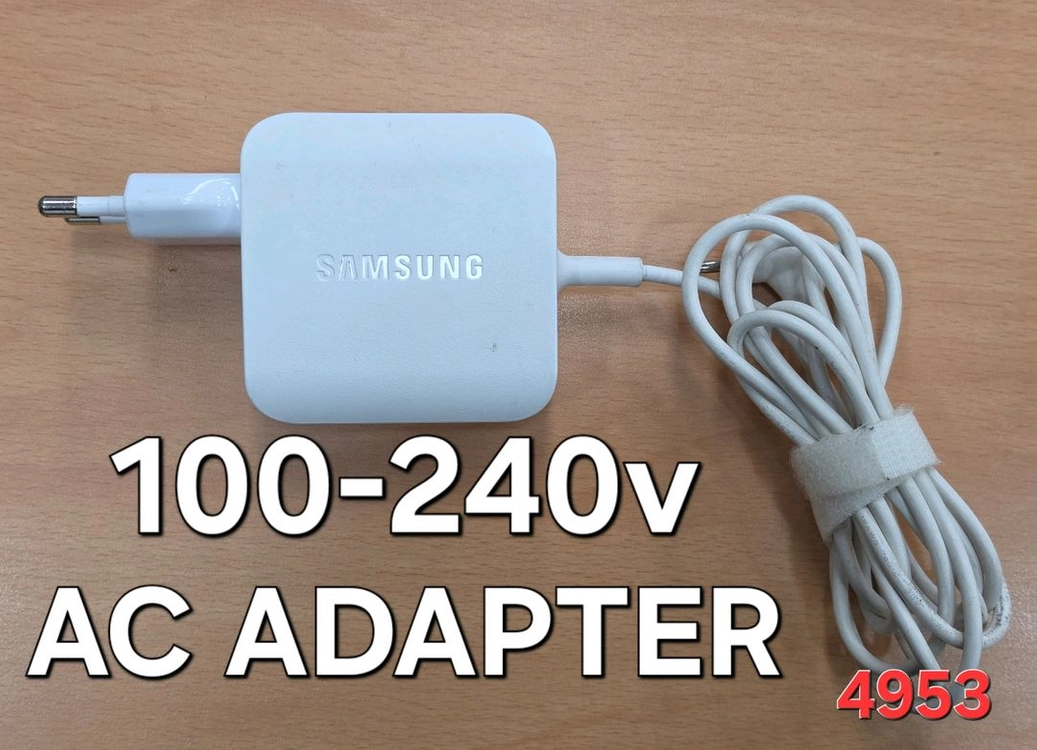 삼성 컴퓨터 laptop 충전기 어댑터 100-240v Samsung adapter fast charging 이미지