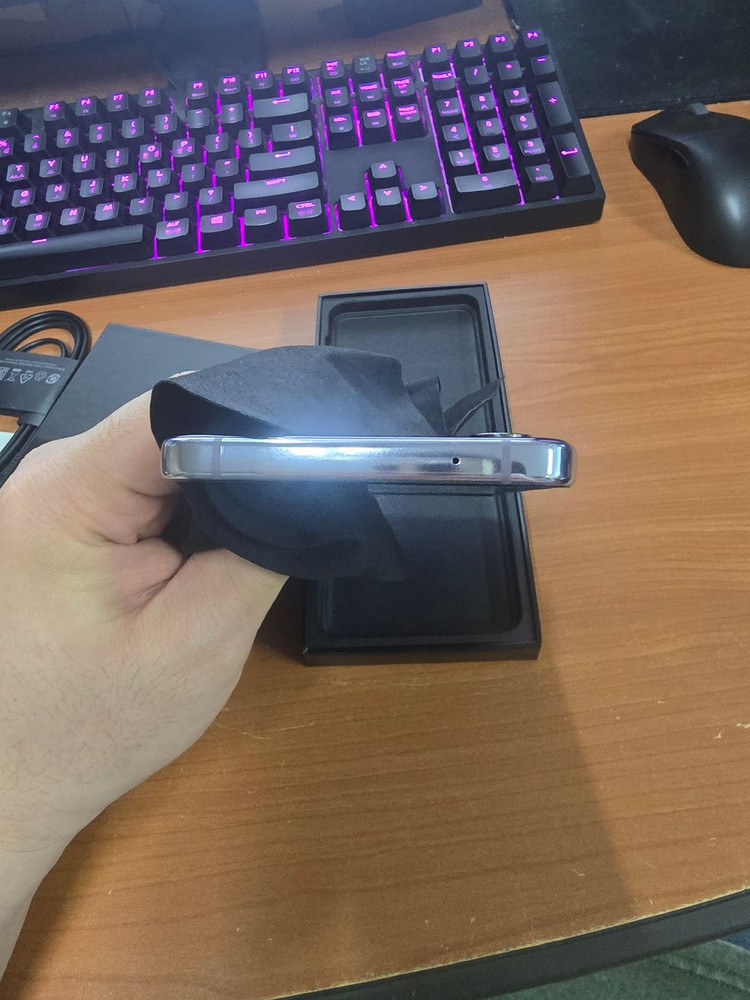 갤럭시 Z플립 4 256G 보라 퍼플 이미지