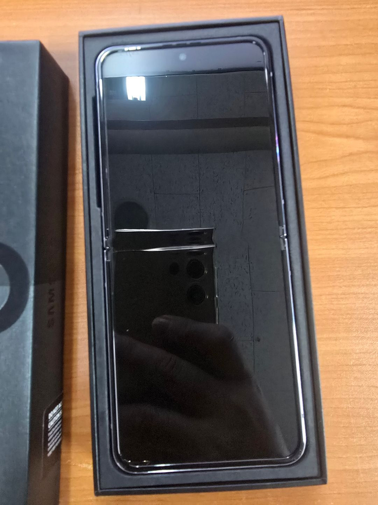 갤럭시 Z플립 4 256G 보라 퍼플 이미지