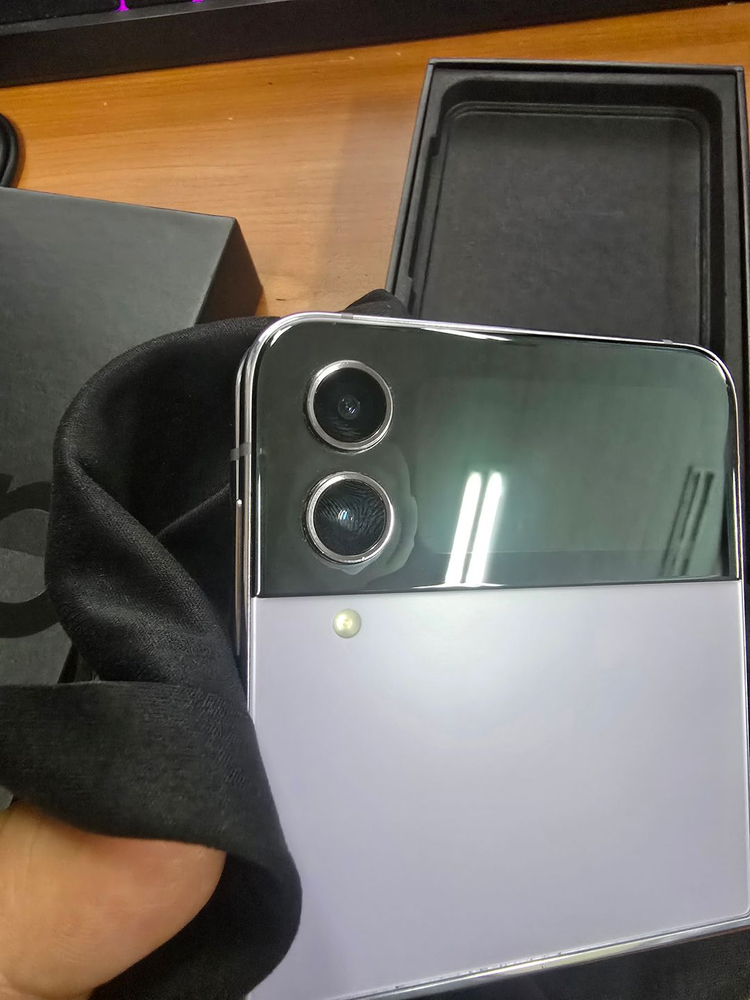 갤럭시 Z플립 4 256G 보라 퍼플 이미지