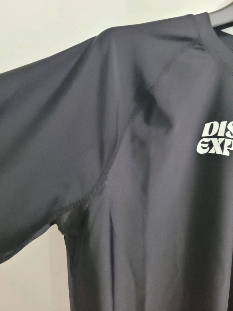 새상품)디스커버리 남성 래쉬가드 상의 M~2XL 이미지
