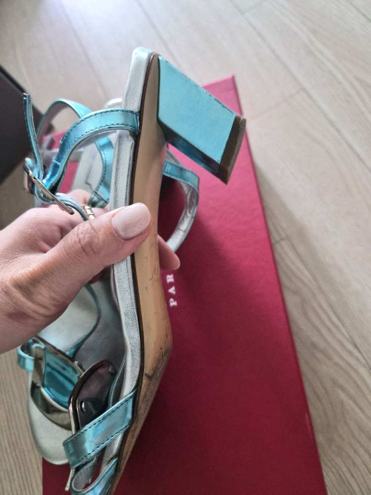 로저비비에 샌들 235 이미지