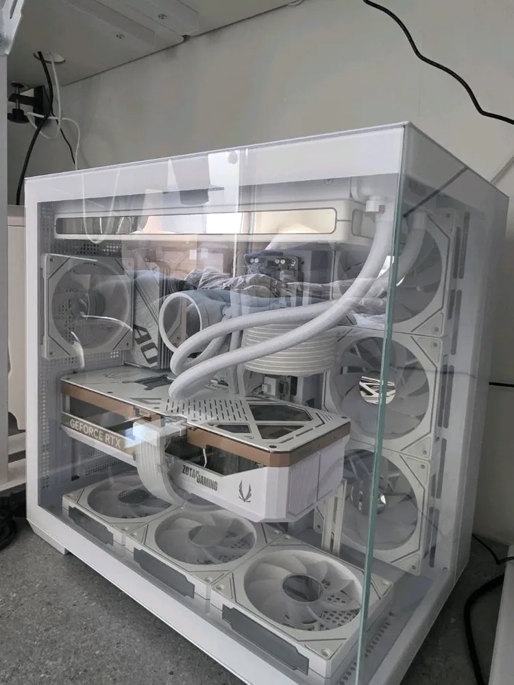 9800x3d 5080 본체 이미지