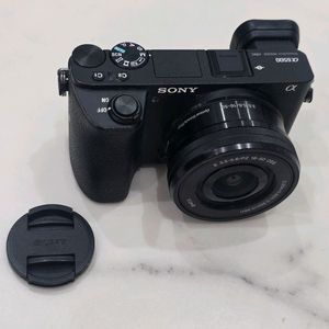 소니 알파 A6500 미러리스 카메라 이미지