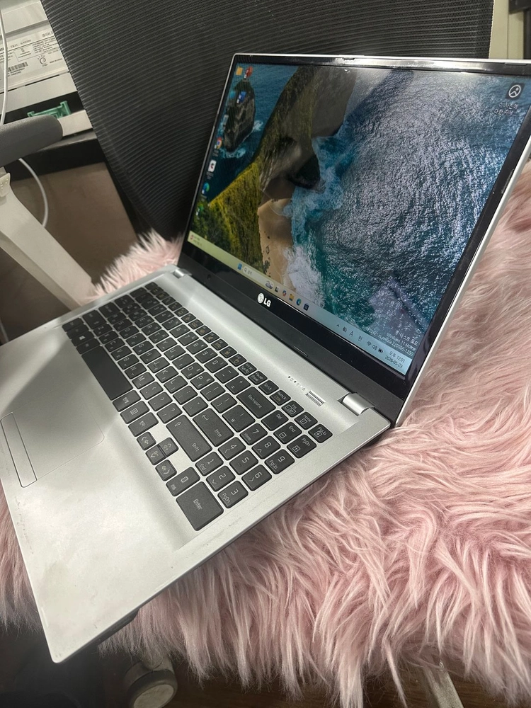LG 노트북 15U530 인텔 i5 램8G SSD256G Win11 이미지