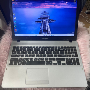 삼성 노트북 NT500 R5H 인텔 i5 램8G SSD256G Win11 이미지