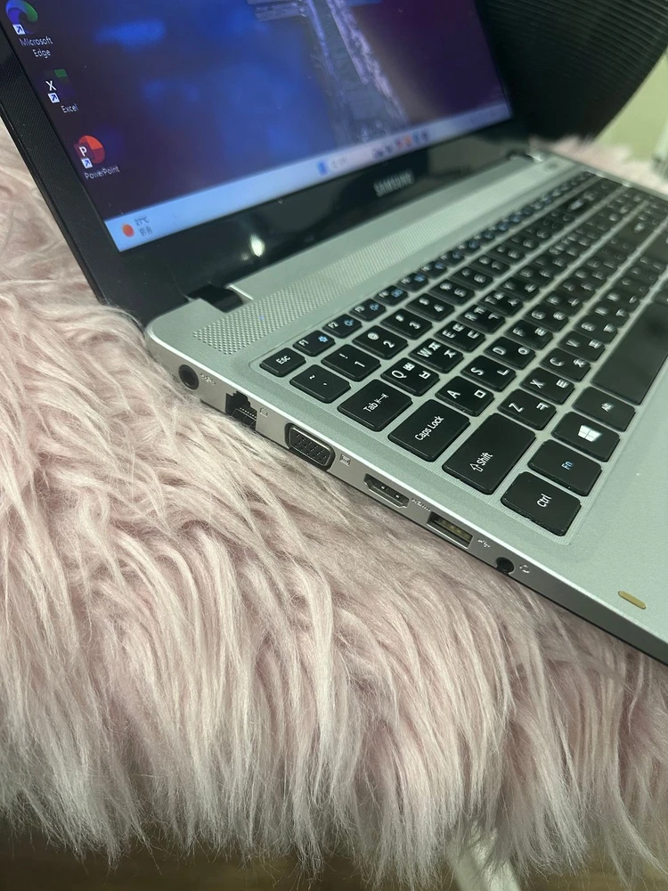 삼성 노트북 NT500 R5H 인텔 i5 램8G SSD256G Win11 이미지