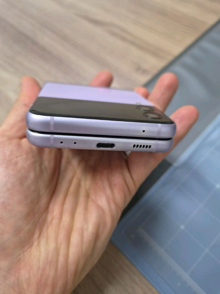 갤럭시 z플립3 라벤더 256GB 이미지