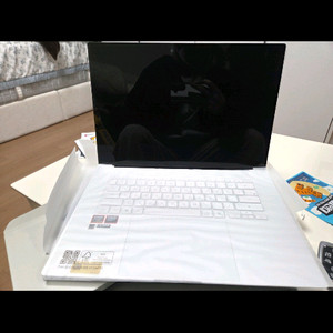 ASUS ZenBook Ai S16 이미지