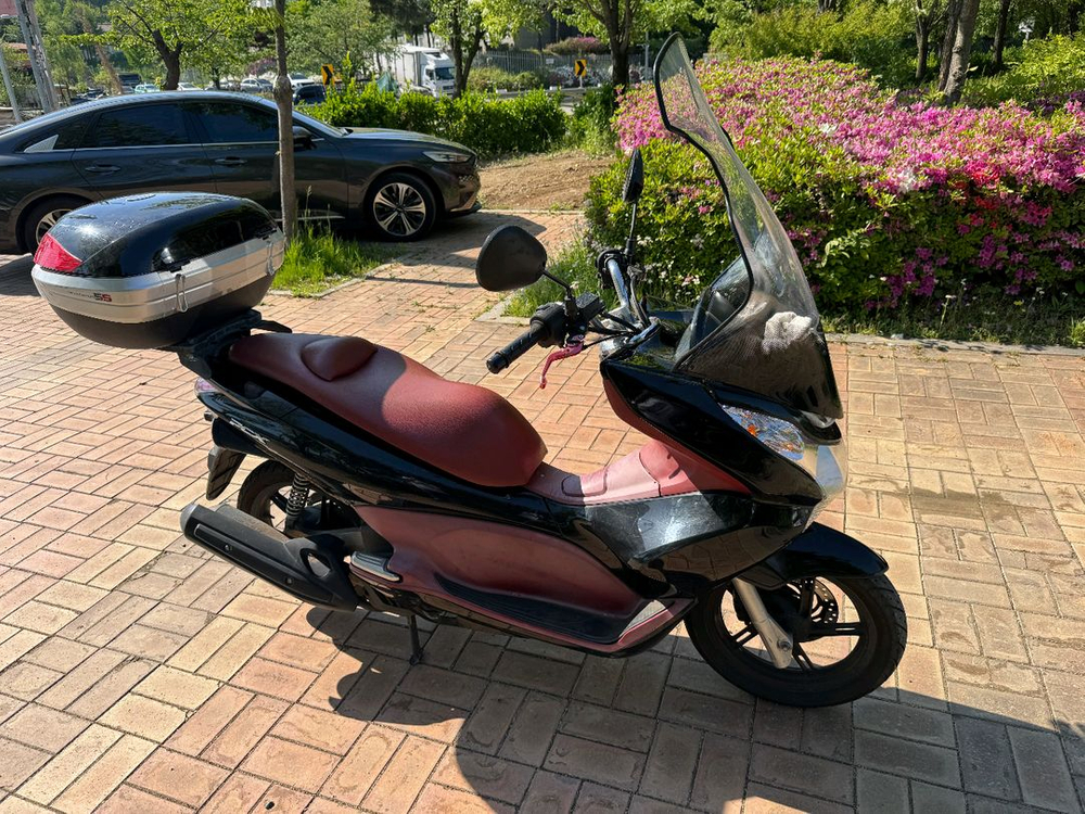 혼다 pcx125 14년식 최상급 판매합니다 이미지