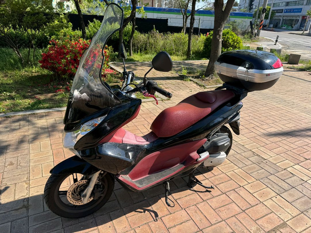 혼다 pcx125 14년식 최상급 판매합니다 이미지
