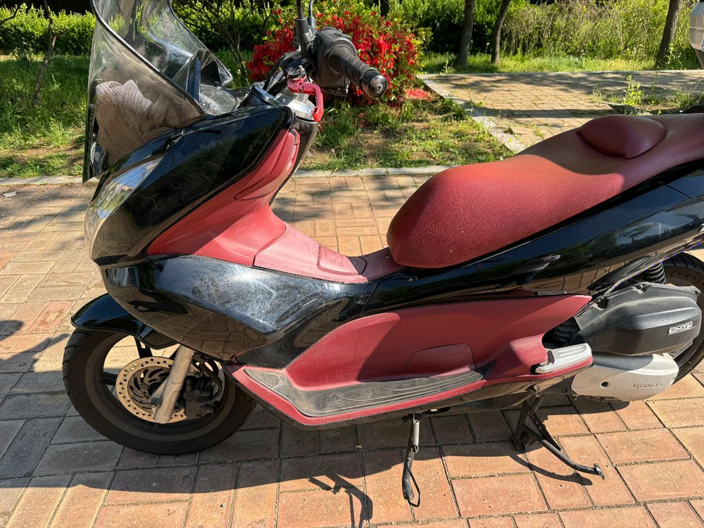 혼다 pcx125 14년식 최상급 판매합니다 이미지