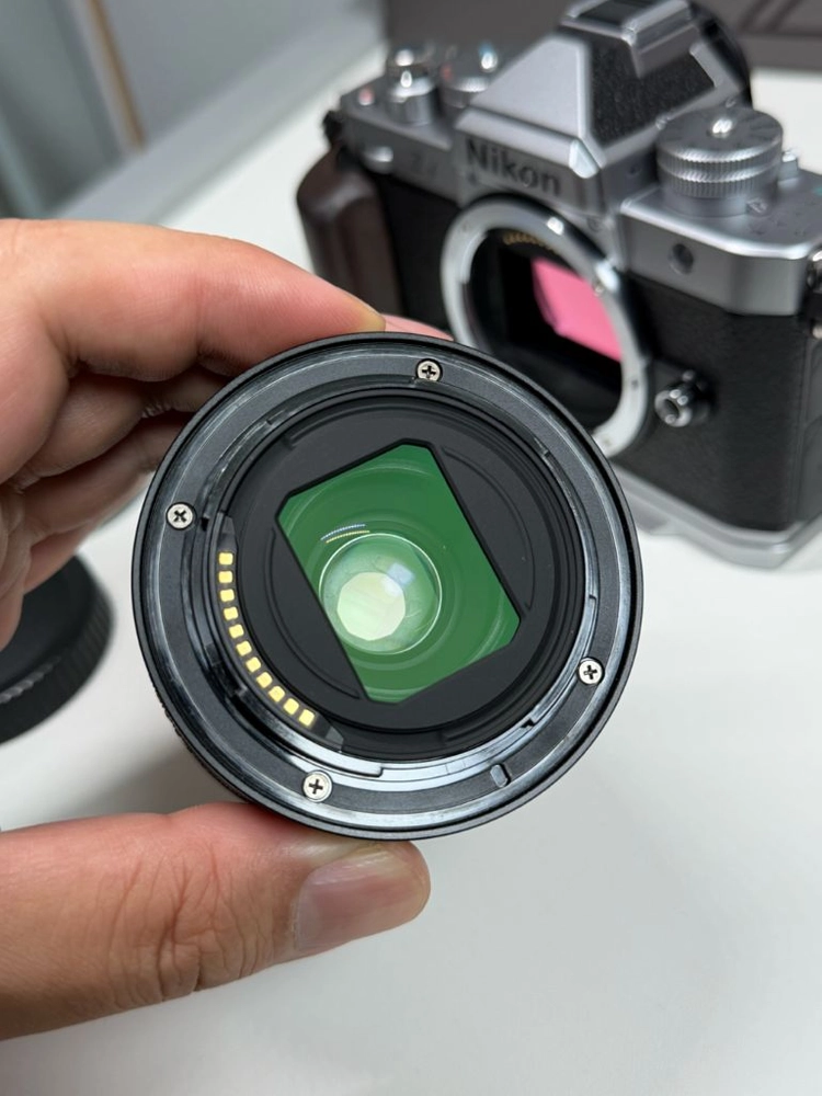 니콘 zf 실버 40mm se 키트 미러리스 이미지