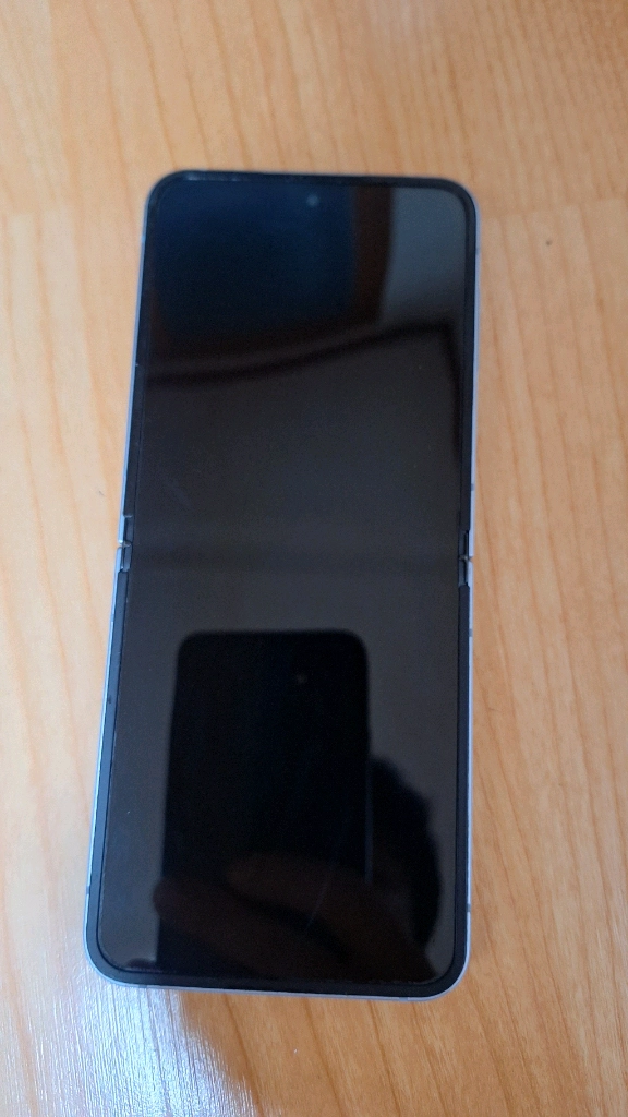 갤럭시 z플립6 256gb - 안심되는 중고거래