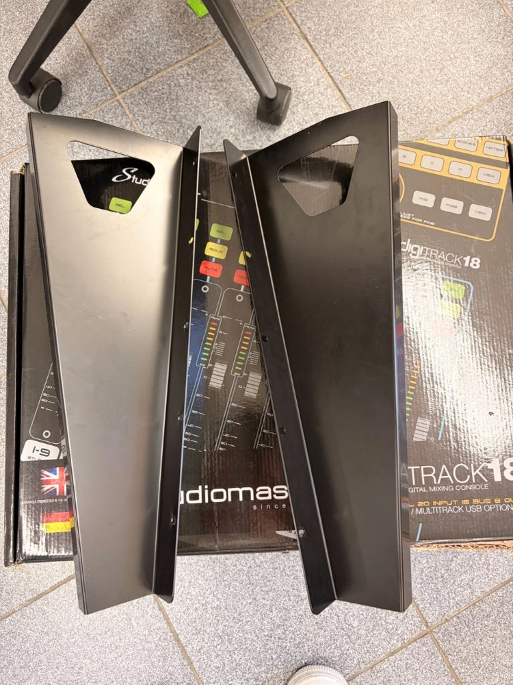 스튜디오마스터 Digitrack18 이미지