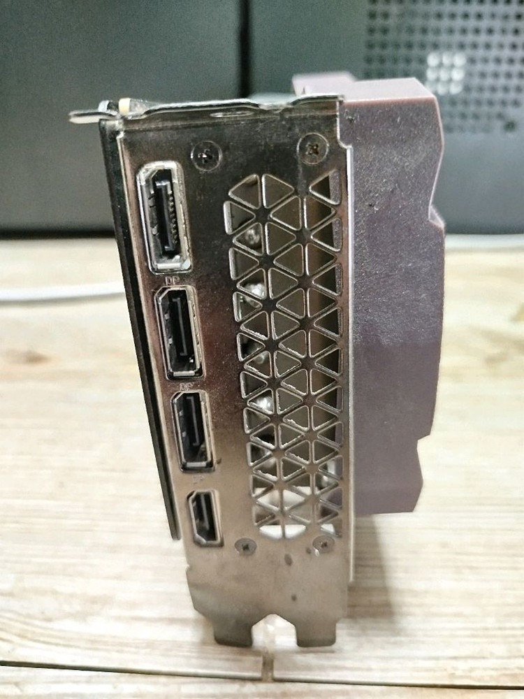 NVIDIA RTX 3070Ti 이미지