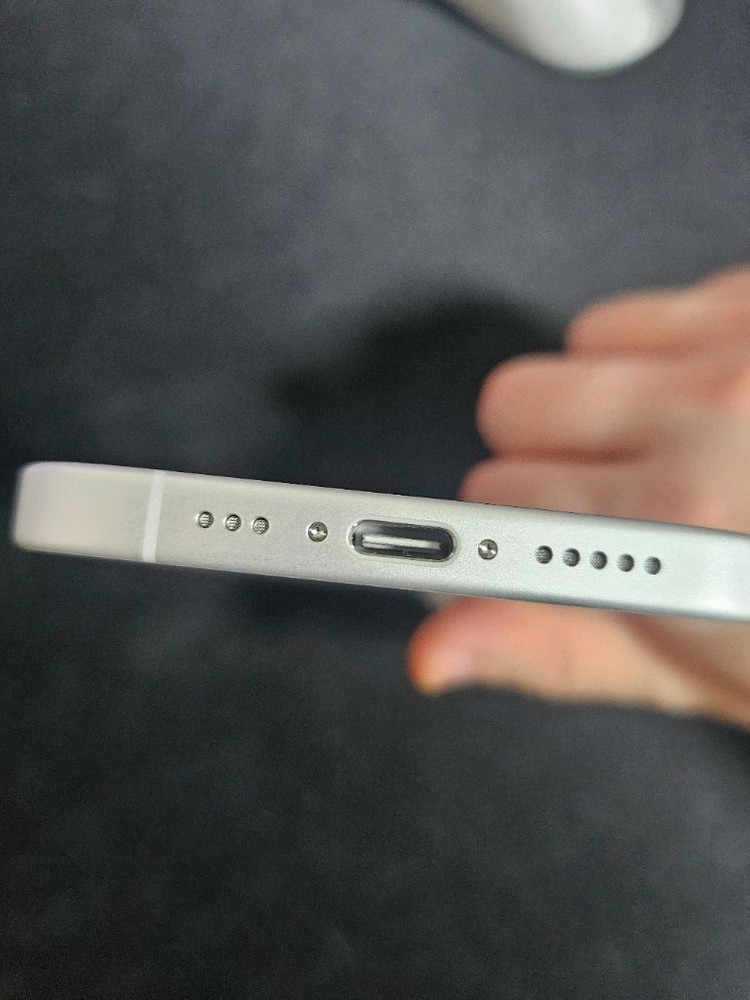 아이폰16 화이트128gb 거의새것 이미지