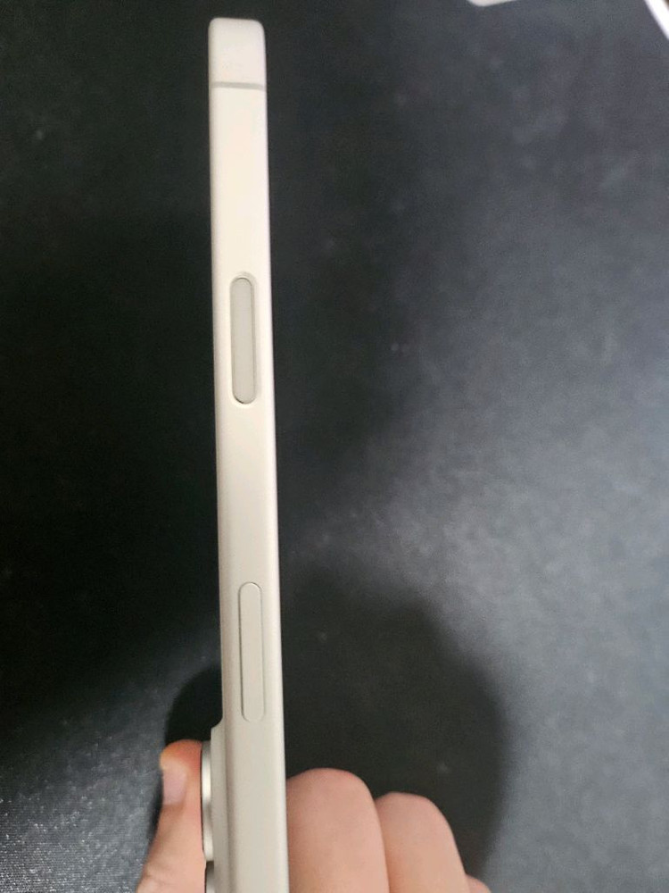 아이폰16 화이트128gb 거의새것 이미지