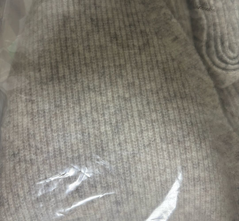 웨어웨더 넥타린 가디건 팝니다 이미지