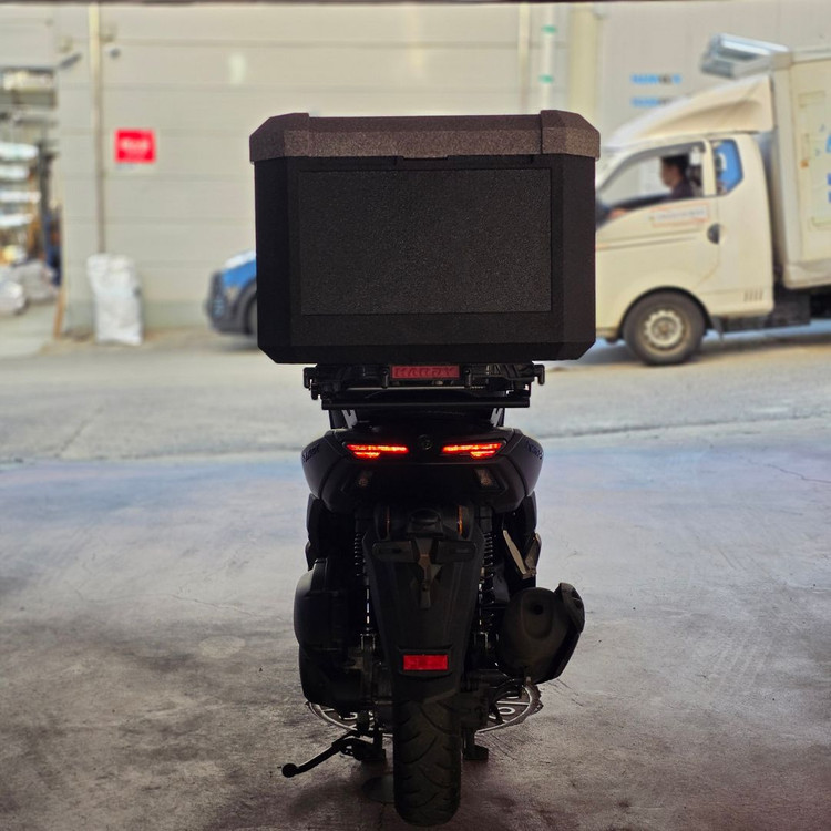 1_25년식 nmax125 1.2만km 배달셋팅 판매합니다 이미지