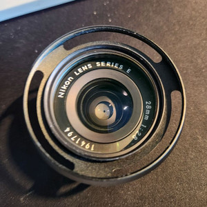 니콘 시리즈E 28mm f2.8 펜케익 렌즈 이미지
