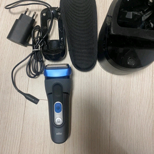 브라운전기면도기 세트 이미지