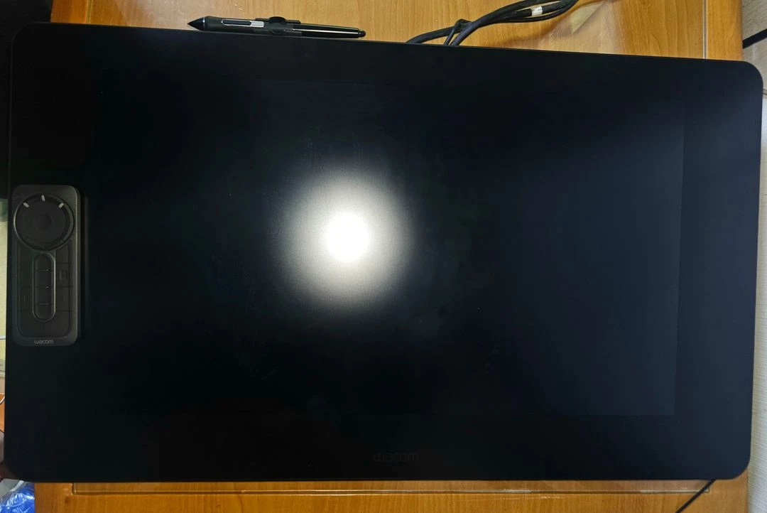Wacom Cintiq Pro 24 DTK-2420 액정 타블렛 이미지