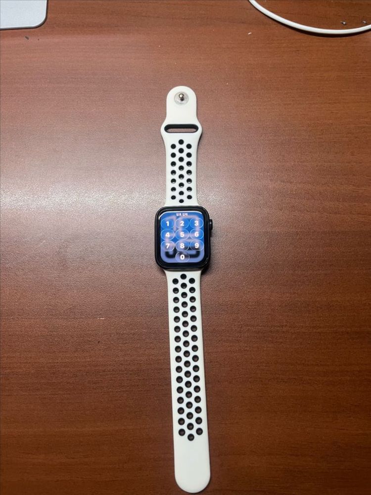 애플워치 se2 44mm gps 배터리100% 화면기스X SSS급 보장 이미지