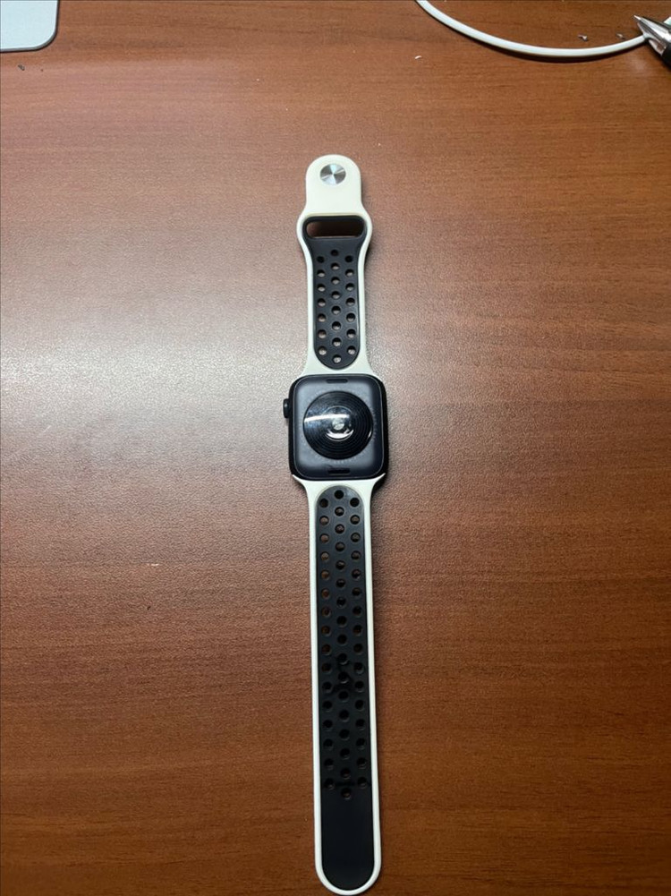 애플워치 se2 44mm gps 배터리100% 화면기스X SSS급 보장 이미지