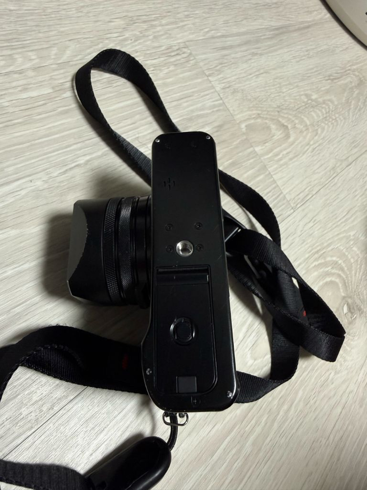후지필름 X100V 이미지