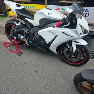 CBR1000RR 15년식- 이미지