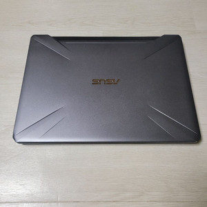 ASUS TUF 노트북 이미지