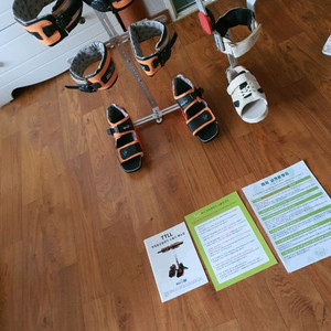 하지 교정장치2개 맞춤 외발260+두발270 실내 얼마안씀 깔끔 6만원 이미지