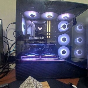 게이밍 PC 본체 i913900k rtx 4070 32gb Ddr5 이미지