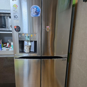 LG DIOS 4도어 냉장고 912L 실버 이미지