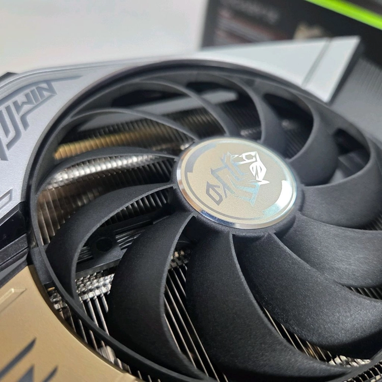 ASUS RTX3070 KO 그래픽카드 이미지