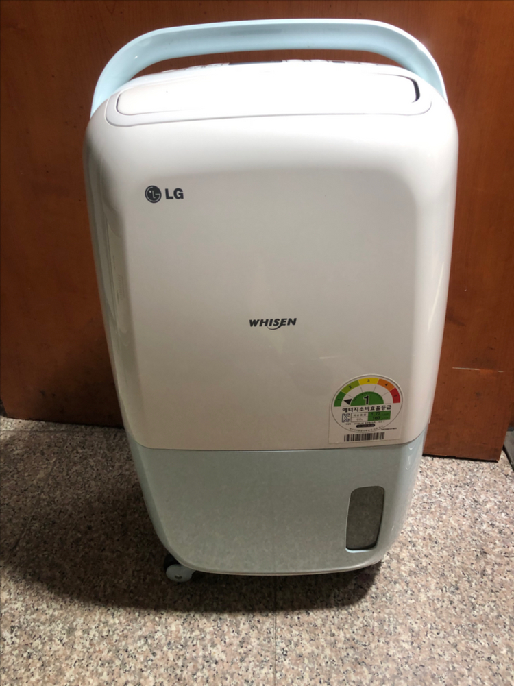 LG 휘센 제습기 판매합니다 이미지