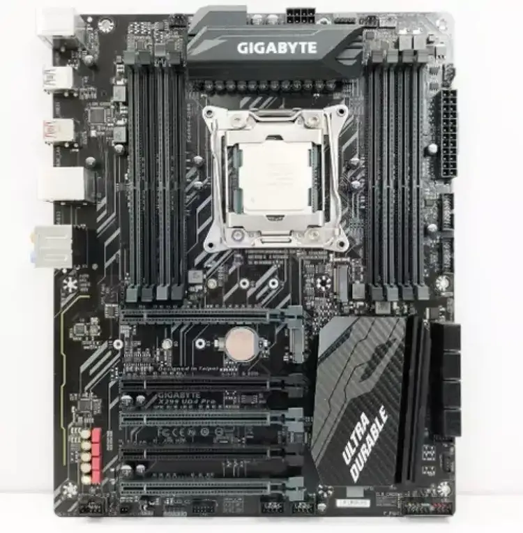 CPU 인텔 코어X-시리즈 i9-10900X 캐스케이드 이미지