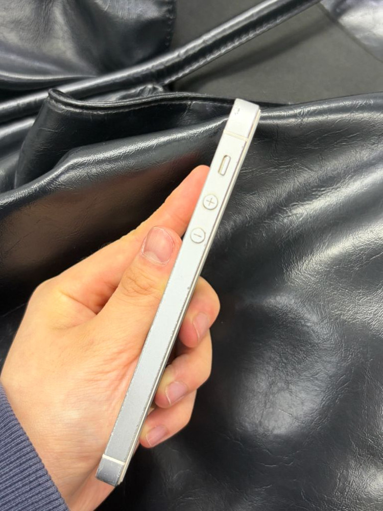 아이폰 5s 16기가 실버 이미지