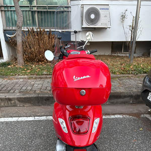 베스파 PRIMAVERA 125 스쿠터 (2023년식, 주 행거리 3900 Km) - 인천 직거래 이미지