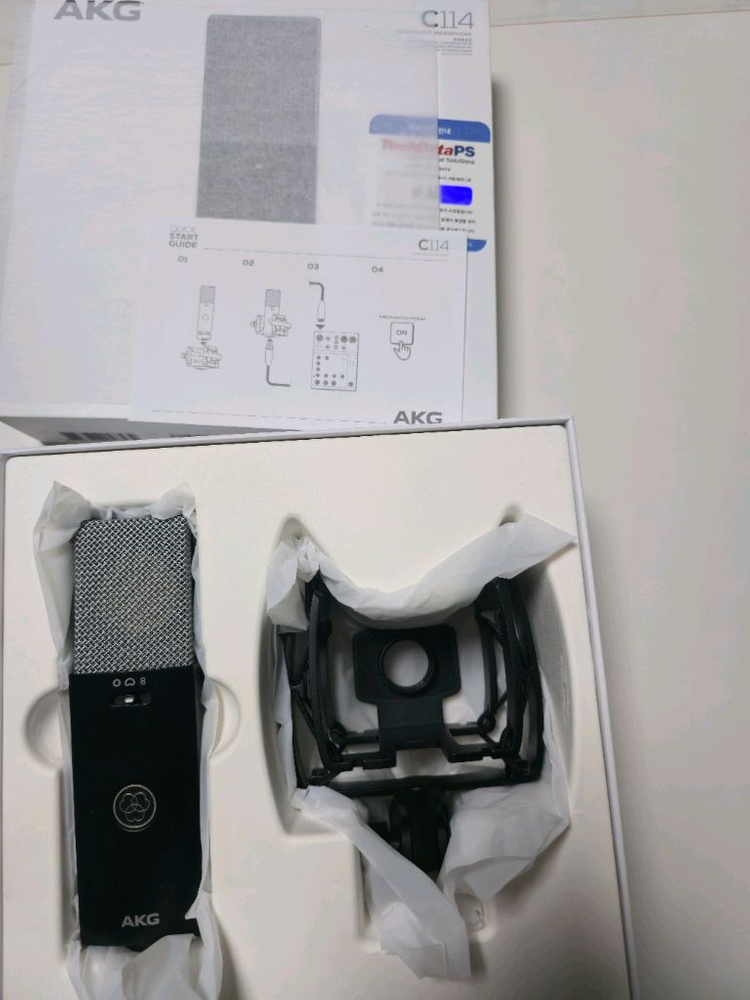 AKG C114 콘덴서 마이크 팝니다. 이미지